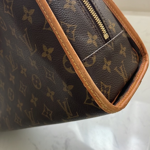 💯 Authentic Louis-Vuitton-Rivoli-Business-bag tote bag - Picture 7 of 17